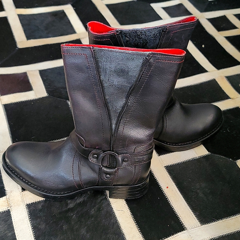 Liberto, black leather, made in Portugal, size 39 boots